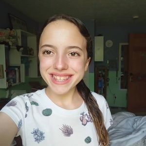 Meet your Posher, Ari